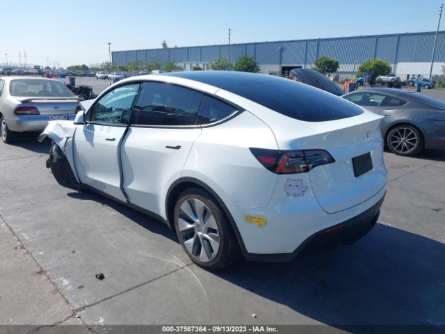 7SAYGDEE3NF444124 Tesla Model Y Long Range