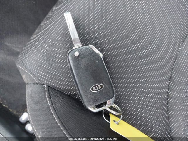 3KPF34AD2KE046918 KIA FORTE S
