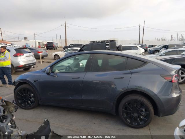 7SAYGAEEXNF492914 Tesla Model Y Long Range