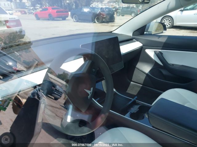 5YJ3E1EA5KF536999 Tesla Model 3 Range