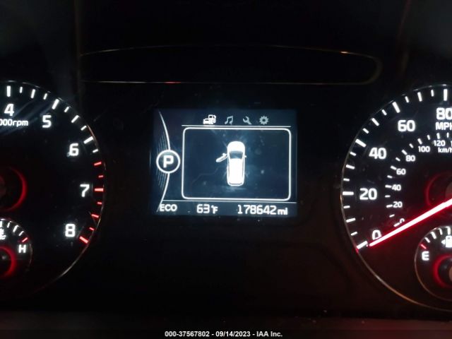 5XYPGDA52HG212125 KIA Sorento Lx V6