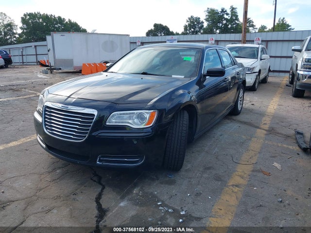 2C3CCAAG4EH256882 Chrysler 300
