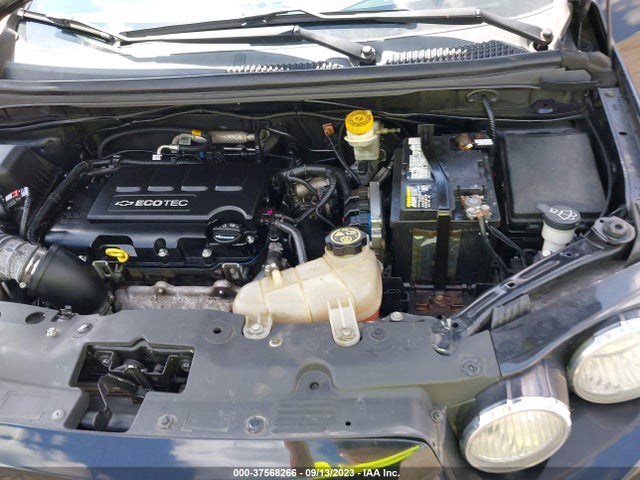 Chevrolet SONIC LT 2014 1G1JC5SB9E4147465 Image 10