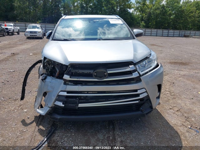 Toyota Highlander Xle 2018 5TDJZRFH1JS849919 Image 12