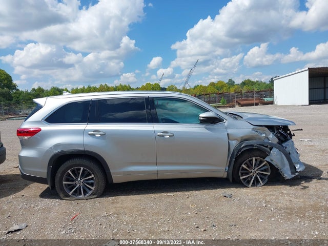 Toyota Highlander Xle 2018 5TDJZRFH1JS849919 Image 13