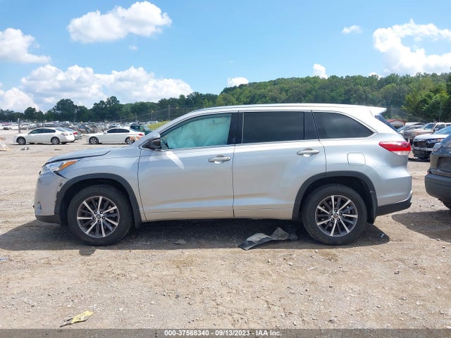 Toyota Highlander Xle 2018 5TDJZRFH1JS849919 Image 14