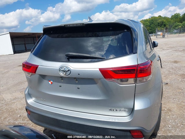 Toyota Highlander Xle 2018 5TDJZRFH1JS849919 Image 16