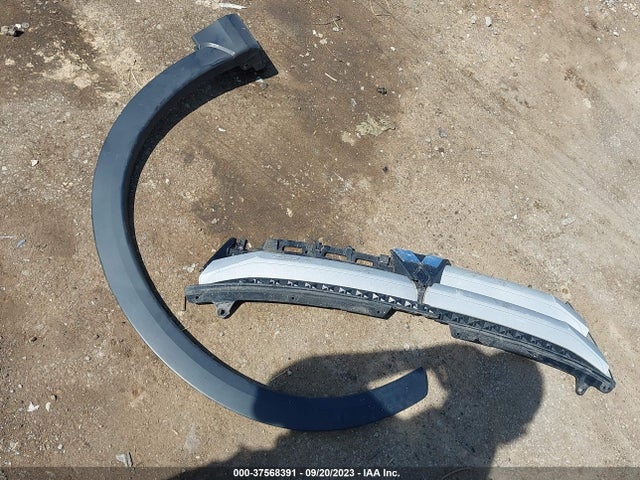 JA4AT3AA1JZ040731 Mitsubishi Eclipse Cross Es