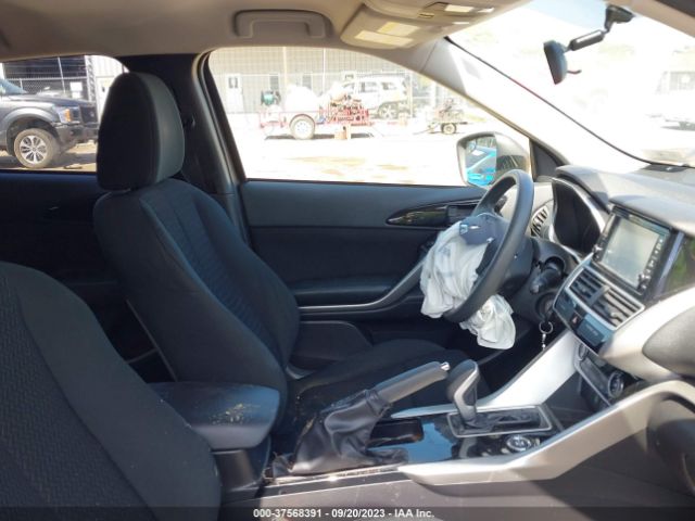 2018 MITSUBISHI ECLIPSE CROSS JA4AT3AA1JZ040731 Photo 4