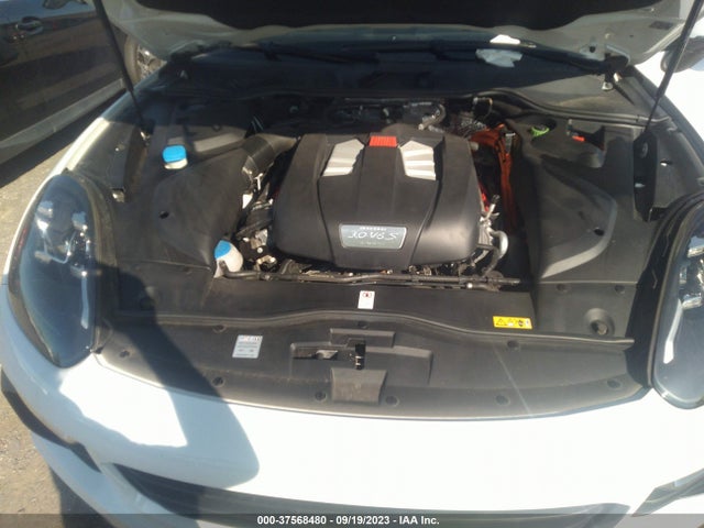 2016 PORSCHE CAYENNE S E-HYBRID VIN: WP1AE2A26GLA17779