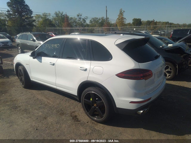 2016 PORSCHE CAYENNE S E-HYBRID VIN: WP1AE2A26GLA17779