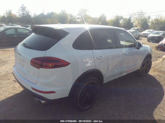 2016 PORSCHE CAYENNE S E-HYBRID VIN: WP1AE2A26GLA17779