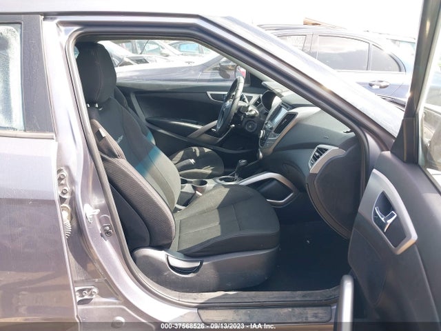 Hyundai VELOSTER 2016 KMHTC6AD8GU266891 Image 5