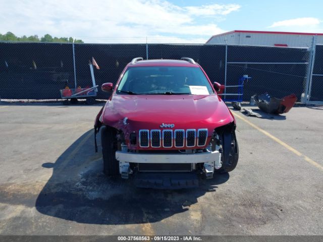 1C4PJLCB1KD308266 Jeep Cherokee Latitude