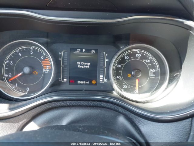 1C4PJLCB1KD308266 Jeep Cherokee Latitude