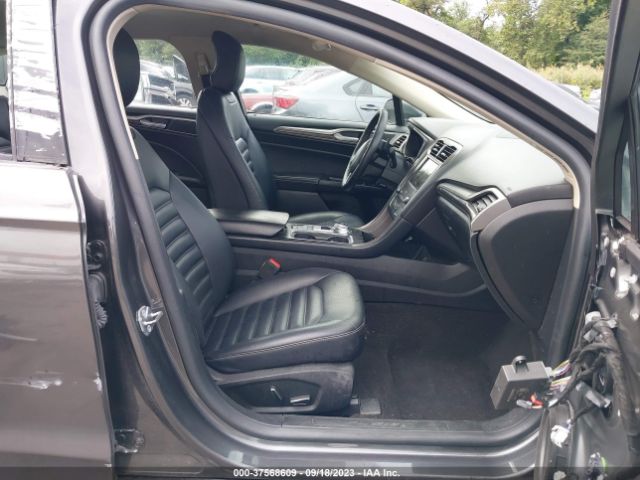3FA6P0CD8KR182527 Ford FUSION SEL