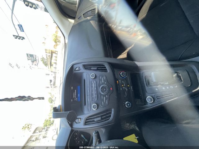 1FADP3K23HL284852 Ford FOCUS SE