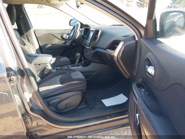 Jeep Cherokee Latitude 2014 1C4PJMCS3EW150883 Image 5