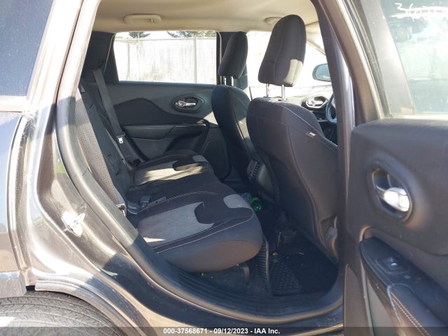 Jeep Cherokee Latitude 2014 1C4PJMCS3EW150883 Image 8