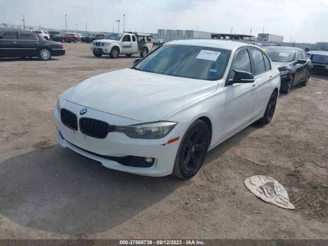 WBA3C1C54FK119696 BMW 3 Series 328i