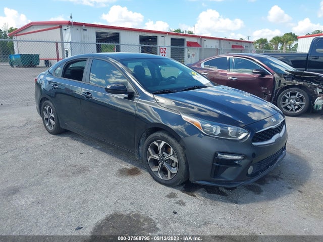 2019 3KPF24AD9KE095990 main image