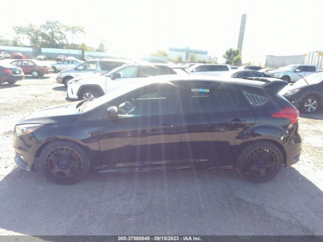 1FADP3L93GL228081 Ford FOCUS ST