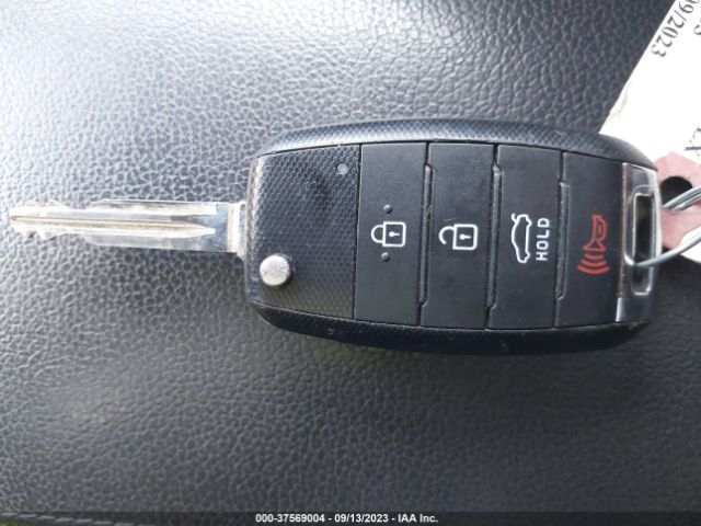 3KPFL4A74JE245462 KIA FORTE LX