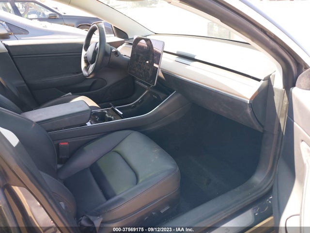 5YJ3E1EB9LF664043 Tesla Model 3 Long Range