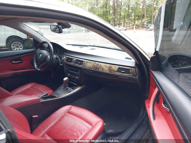 2008 BMW 3 SERIES 328I VIN: WBAWV13578P118605
