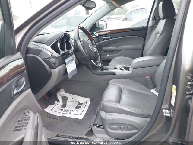 2011 CADILLAC SRX LUXURY COLLECTION VIN: 3GYFNAEY2BS647201