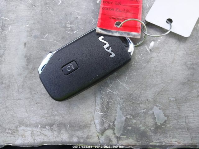KNDETCA7XR7474584 KIA Seltos Sx