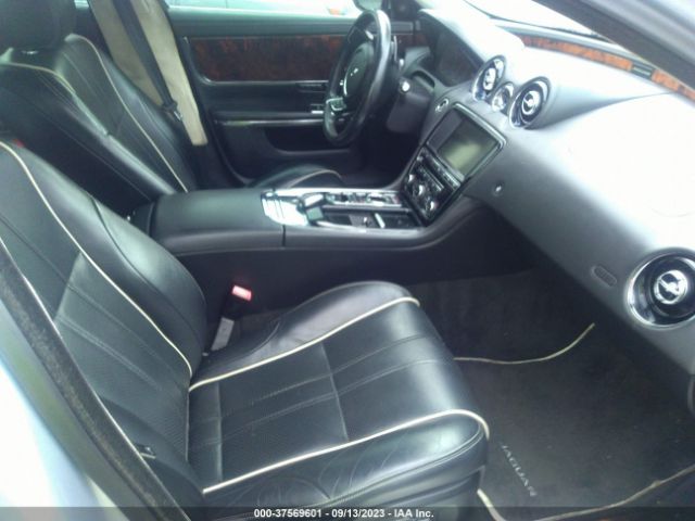 SAJWJ1CD8E8V61150 Jaguar XJ