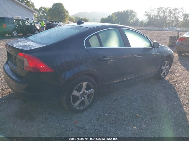 2012 VOLVO S60 T5 VIN: YV1622FS2C2100483