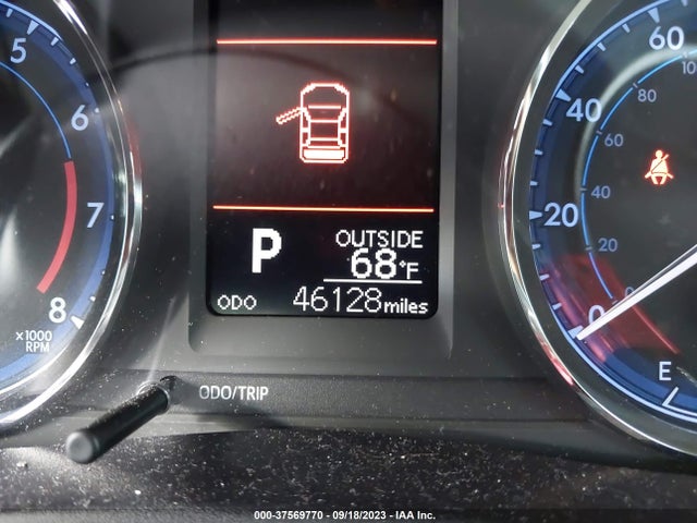 Toyota Corolla Le Eco 2018 2T1BPRHE5JC076085 Image 15