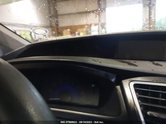 2013 HONDA CIVIC SDN LX VIN: 2HGFB2F5XDH563630