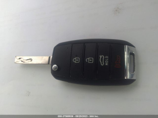 3KPA24AB3KE231216 KIA RIO S