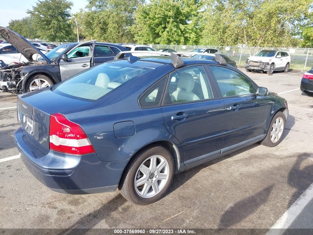 2006 VOLVO S40 2.4L VIN: YV1MS382162223111
