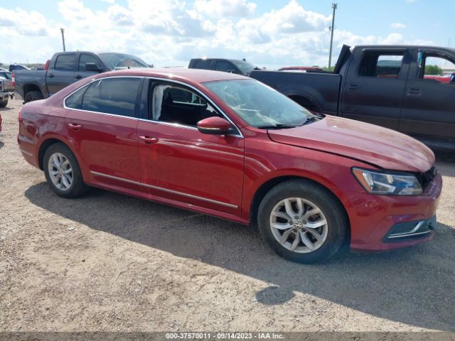 1VWAT7A33HC002412 Volkswagen Passat 1.8t S