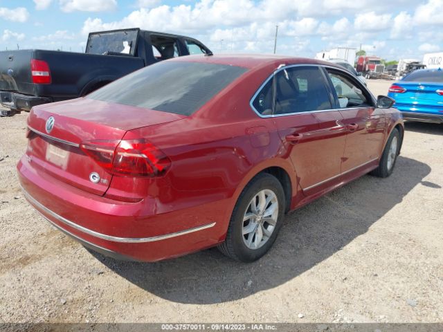 1VWAT7A33HC002412 Volkswagen Passat 1.8t S