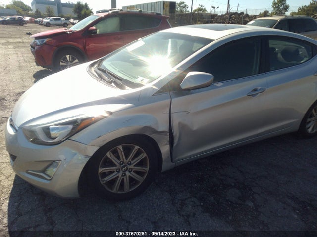 Hyundai ELANTRA SE 2015 5NPDH4AE4FH571403 Image 12