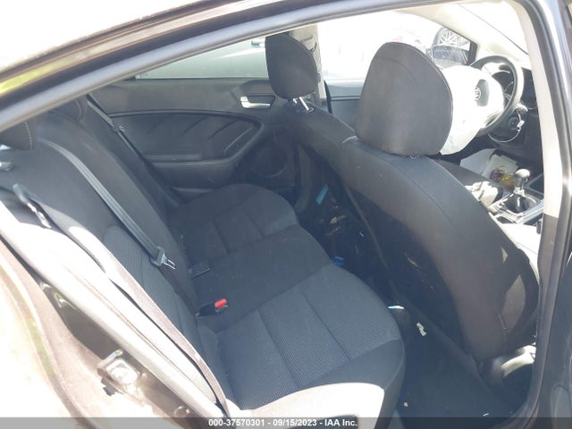 KIA FORTE LX 2018 3KPFK4A78JE221474 Image 8