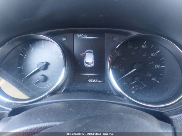 JN1BJ1CR1HW120276 Nissan Rogue Sport Sl