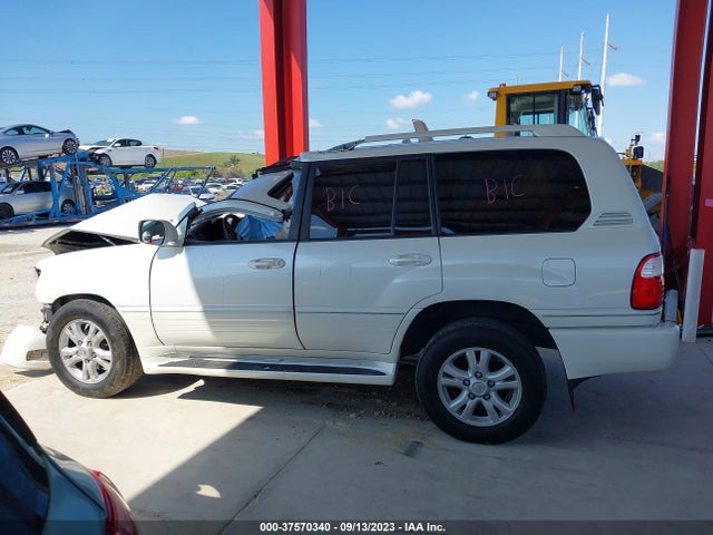 2005 LEXUS LX 470 VIN: JTJHT00WX53555667