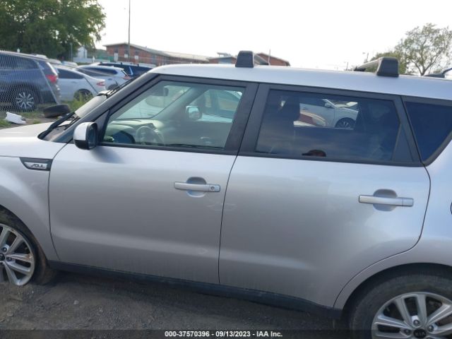 KNDJP3A57J7592579 KIA SOUL +
