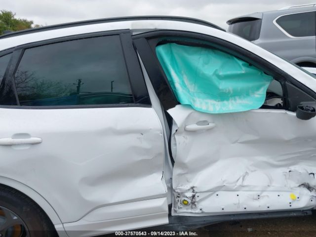 1FMCU0MNXPUA64536 Ford Escape St-line