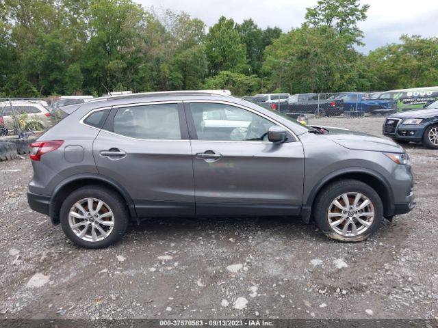 JN1BJ1CW5LW386088 Nissan Rogue Sport Sv