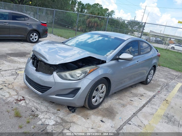 Hyundai ELANTRA SE 2016 5NPDH4AE8GH757298 Image 2
