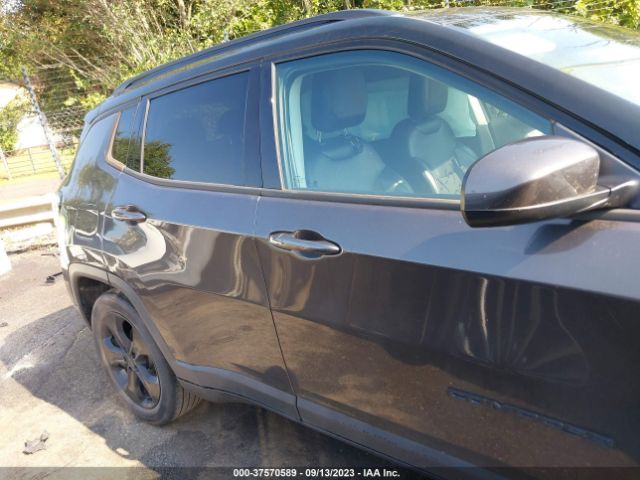 3C4NJCBB3KT782397 Jeep Compass Altitude