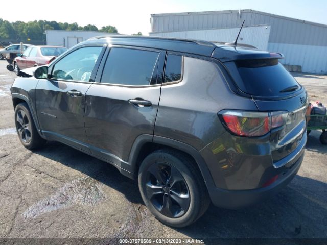 3C4NJCBB3KT782397 Jeep Compass Altitude