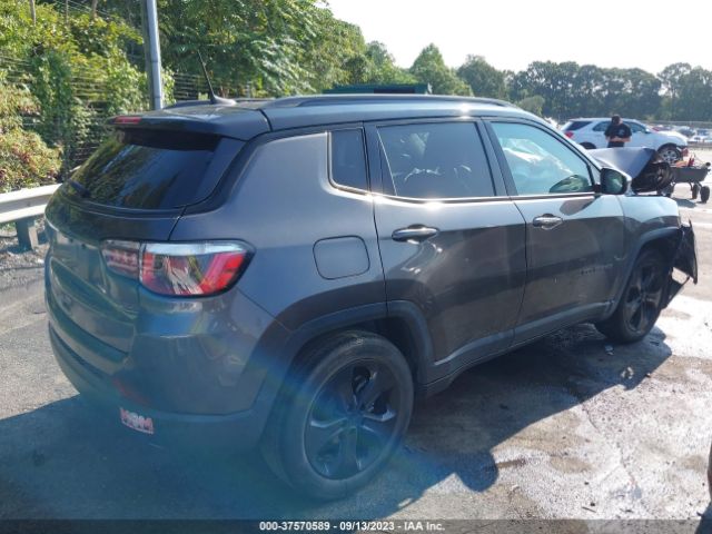 3C4NJCBB3KT782397 Jeep Compass Altitude